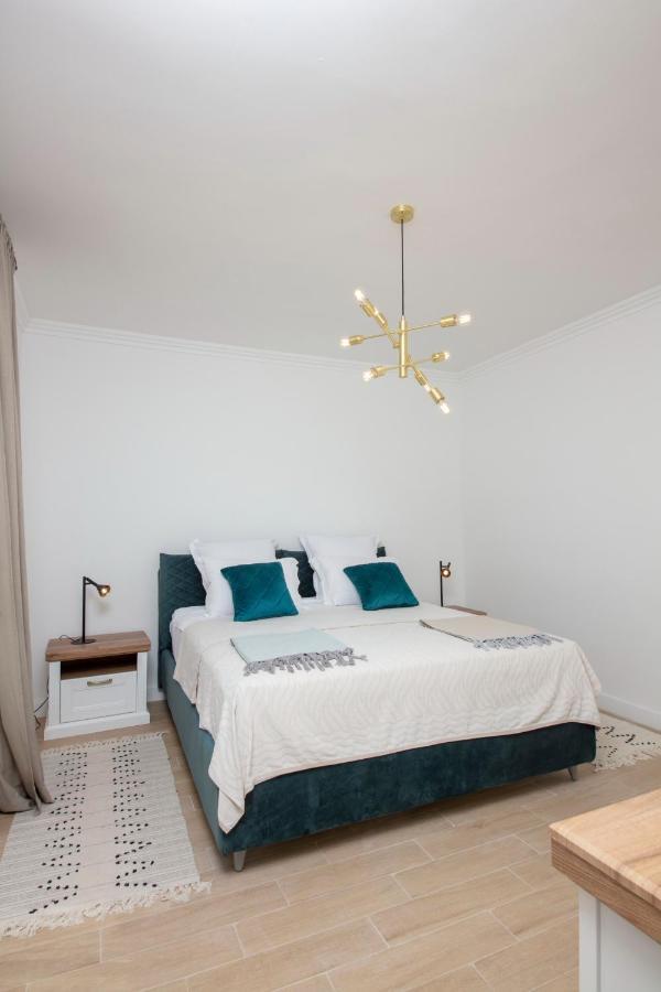 פראסט Spring Apartment מראה חיצוני תמונה