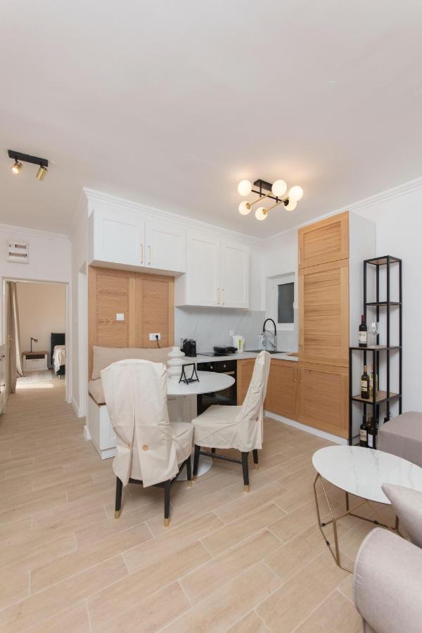 פראסט Spring Apartment מראה חיצוני תמונה